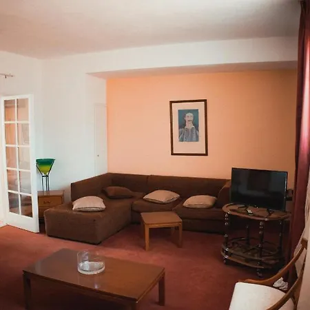 Olympia Hotel 3*